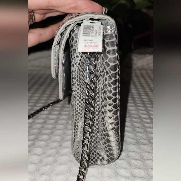 đWHBM printed metallic snake clutch - Picture 14 of 16